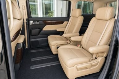Rear passenger seats of the Toyota Alphard (AGH30), showing the legroom and upholstery