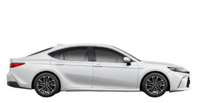 Toyota Camry, side profile